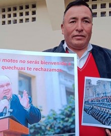 Aymaras y quechuas echarán de Puno a Rafael López Aliaga tras regalar motos a alcaldes de centros poblados