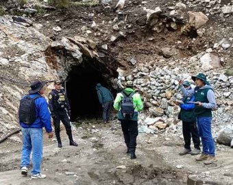 ANA realiza monitoreo de calidad del agua en Apu Pisti, en Chalhuanca