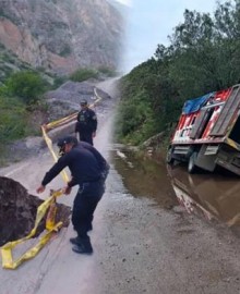 Ayacucho: desborde del río Mantaro continúa afectando la ruta a Huancayo