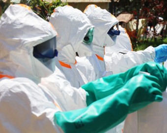 Uganda cierra su frontera con RD del Congo por el riesgo de propagación del brote de ébola
