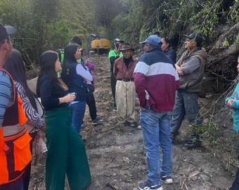 Chalhuanca: mineros informales habilitan trocha por cauce del río Huampuchaca para llegar al Apu Pisti