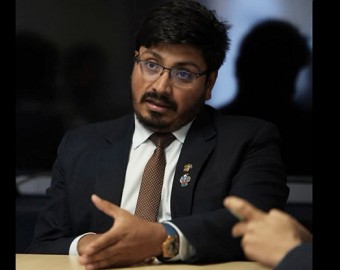 Diputado Christian Aranda es repudiado  por exponer datos de mujer que solicitó aborto terapéutico en el HGDV de Abancay