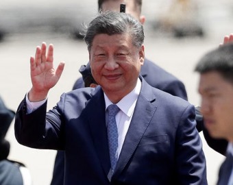 Presidente de EE. UU., Joe Biden, y el líder del régimen chino, Xi Jinping, se encuentran en el Perú