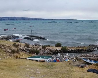 Puno: olas gigantes hunden jaulas y provocan la pérdida de 200 toneladas de trucha en lago Titicaca