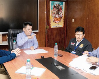 Estadio Los Chankas: Gobierno regional y Municipalidad de Andahuaylas acuerdan impulsar iluminación artificial 