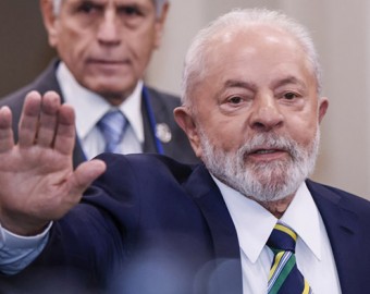 Lula advierte a Trump: “Brasil no se va a arrodillar ante el Gobierno estadounidense”