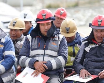 Reinfo: mineros informales logran que gobierno ceda para inscripción