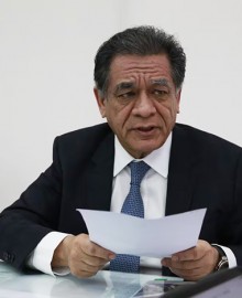 Escolares tendrán restricciones de maquillaje, uñas pintadas, cabello teñido y faldas del uniforme, anunció el Gobierno
