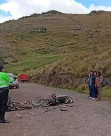 Choque frontal entre dos motocicletas deja un muerto y un herido grave, en Chaccrampa