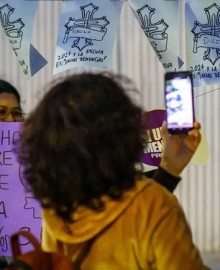 Argentina: colectivos femeninos vuelven a marchar contra la violencia de género