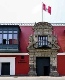 Sala Constitucional del Poder Judicial se rebela contra el Tribunal Constitucional y el JNE