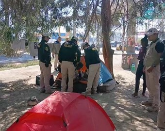 Ica: intervienen a extranjeros que se habían instalado con carpas frente al Mercado Santo Domingo