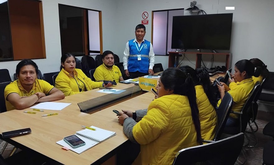 Apurímac: OSIPTEL capacita al personal de las empresas operadoras Bitel y Entel que brindan atención a usuarios