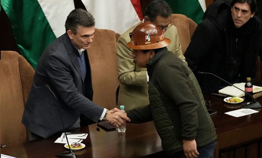 Gobierno boliviano pide una tregua tras prolongadas protestas y bloqueos