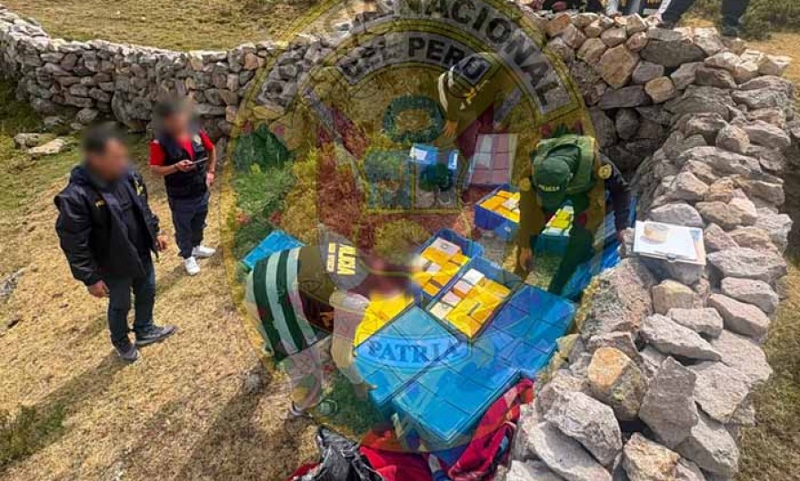 En operativo hallan más de 249 kilos de clorhidrato de cocaina abandonados por traficantes, en Pampachiri