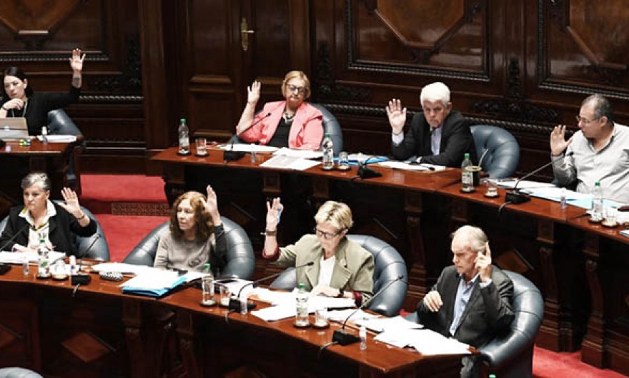 Uruguay se convierte en el primer país de América Latina que protege por ley el derecho a la eutanasia