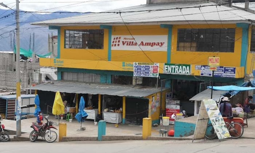 Alcalde Raúl Peña pretende demoler mercado de Villa Ampay sin tener presupuesto ni expediente técnico aprobado