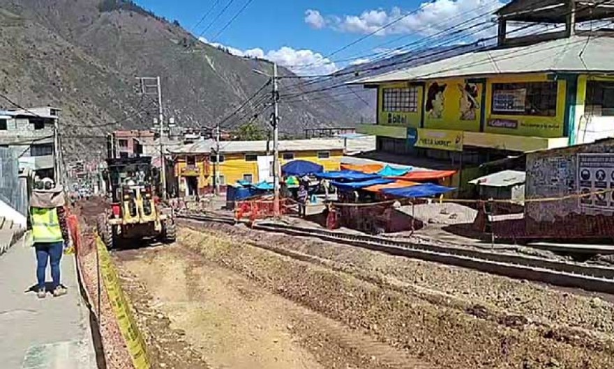 Municipalidad de Abancay no aclara sobre presunto faltante de más de 2 700 bolsas de cemento en obra avenida Panamá