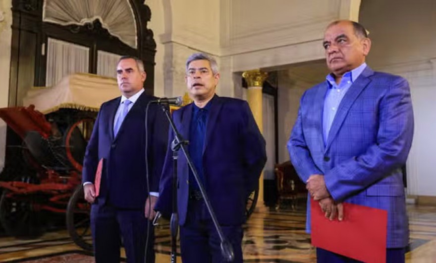 Juntos por el Perú pide citar a premier y ministros del Interior y Defensa para que respondan por inseguridad ciudadana