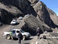 Pobladores lanzan piedras a camionetas de mineros informales en vía hacia Apu Pisti 
