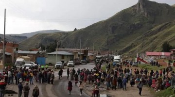 Cusco: pobladores de Chumbivilcas mantienen bloqueado el corredor minero