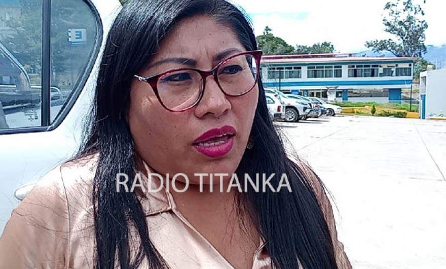 Congresista Taipe mortificada insiste que su esposo no es socio de empresa Sinorama 