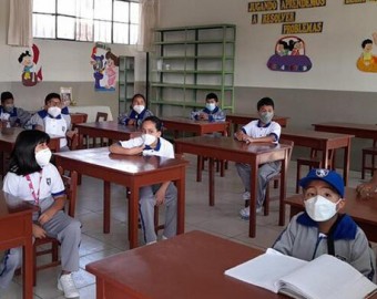 Arequipa: 17 casos de docentes con covid-19 y evalúan volver a clases virtuales