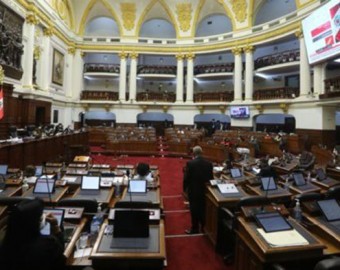 Pleno del Congreso aprueba por insistencia la autógrafa de ley sobre límites al referéndum