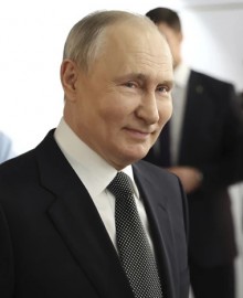 Putin niega afirmaciones de EEUU: Rusia no pretende poner armas nucleares en el espacio